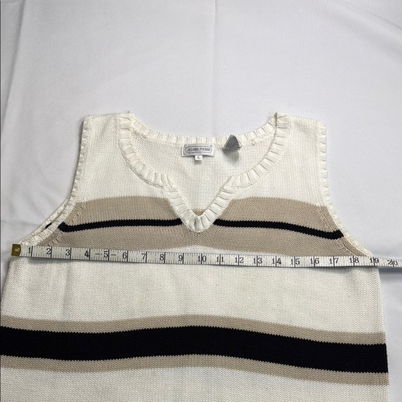 Striped Sleeveless Knit Top - Picture 3 of 5